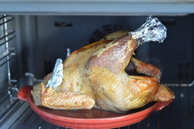 Петух, запеченный с яблочным соком