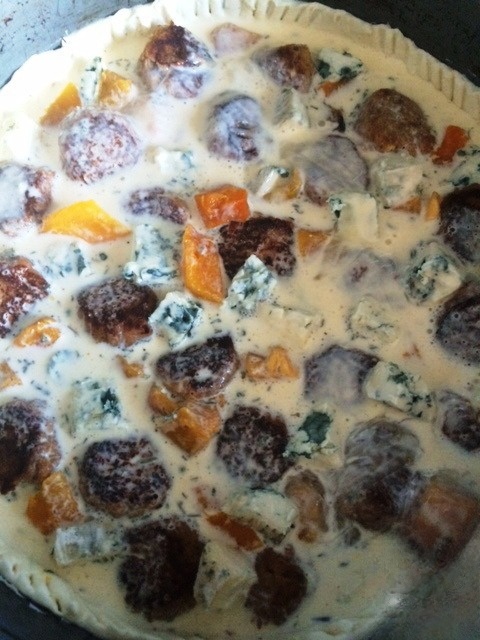 Киш с тефтелями и тыквой