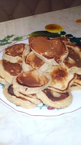 Pancakes on yogurt, fruit and yogurt