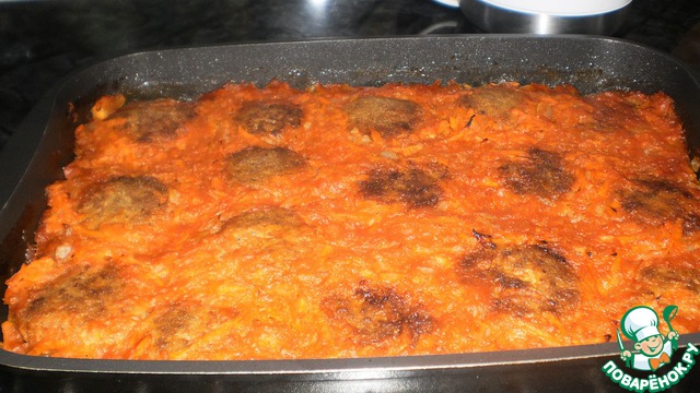 Buckwheat patties with vegetable sauce