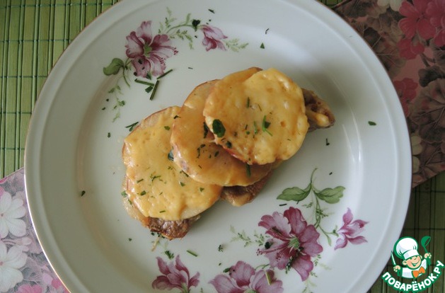 Pork chops with apples