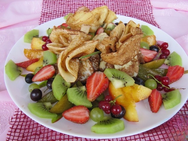 Lemon pancakes with filling