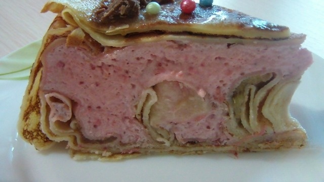 Pancake cake-mousse 
