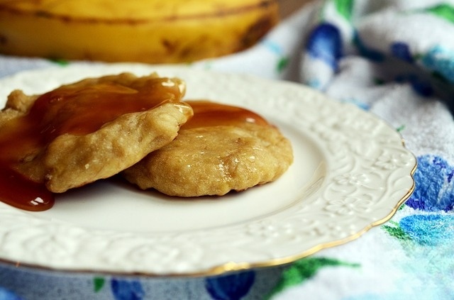 Banana fritters with coconut flour