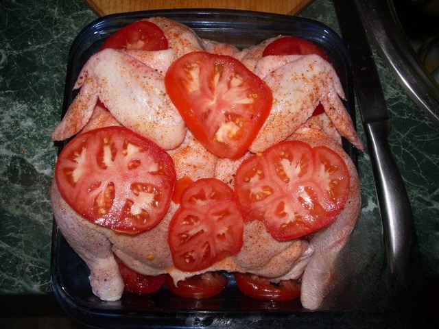 Курочка с паприкой и помидорками