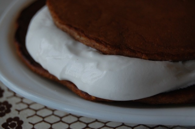 Oatmeal-banana pancakes