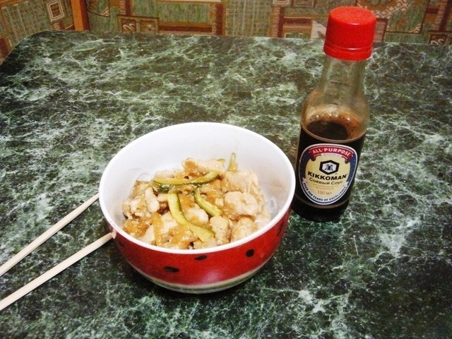 Фунчоза с куриной грудкой по-китайски