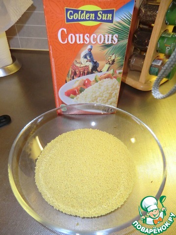 Hunting cutlets with cranberry sauce