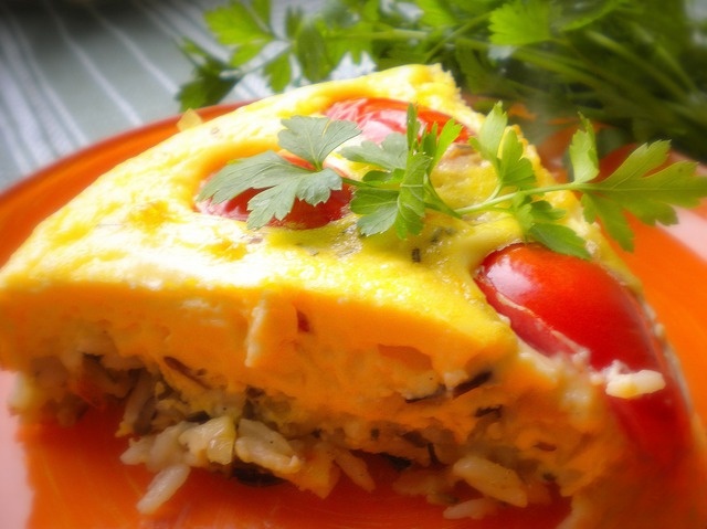 Scrambled eggs with wild rice