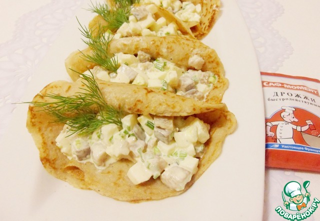 Yeast pancakes with a spicy filling