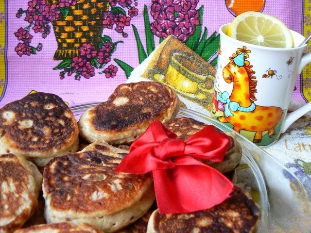 Honey pancakes with Goodies