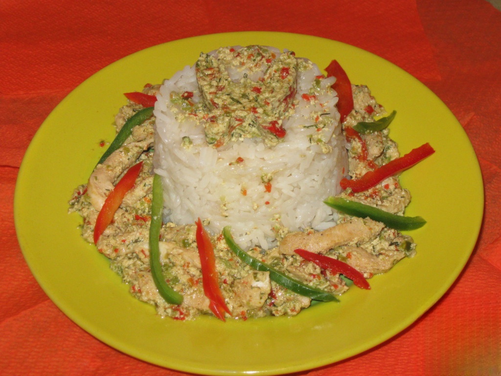 Грудки в соусе из болгарского перца