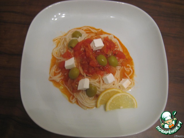 Vegetable pasta Greek style