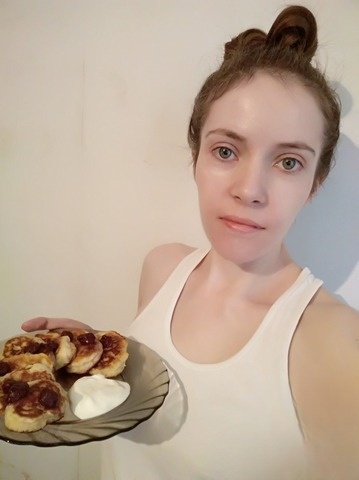 Muffins cereal yogurt