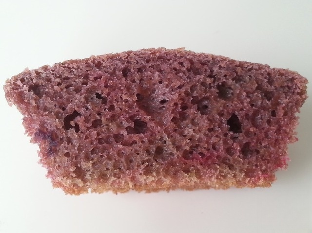 Whole grain berry muffins