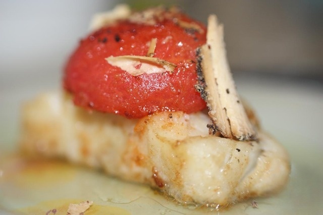 Fried cod with tomato and Belper