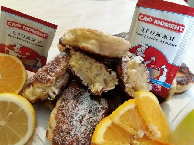 Pancakes with Apple sauce