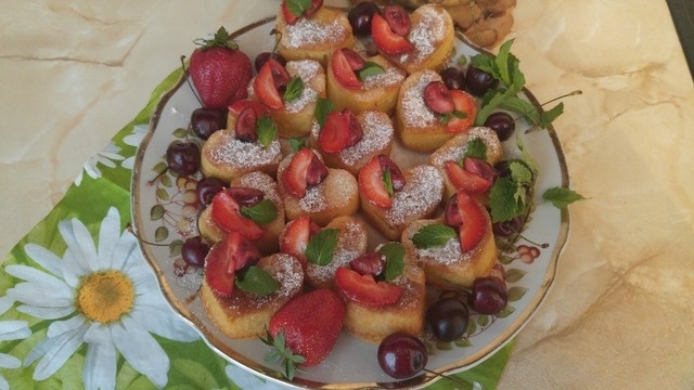 Cupcakes with chocolate drops