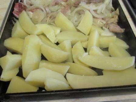 Potatoes with chicken 