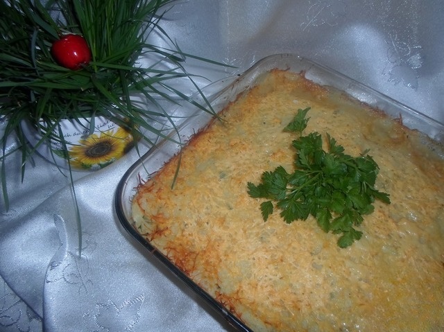 Casserole with 2 types of cheese