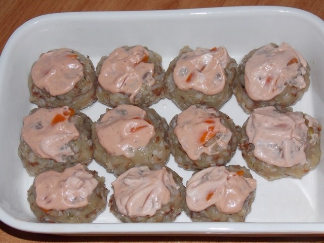 Meatballs baked with buckwheat
