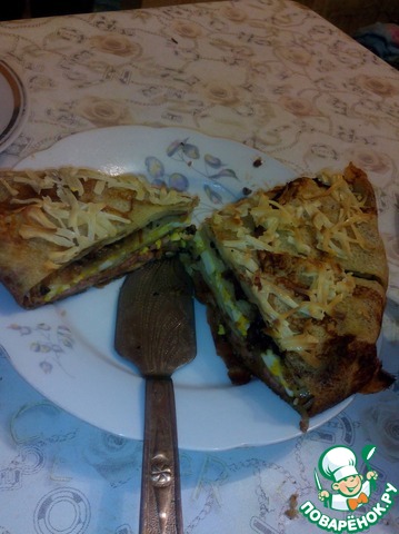 Pancake pie with salty stuffing