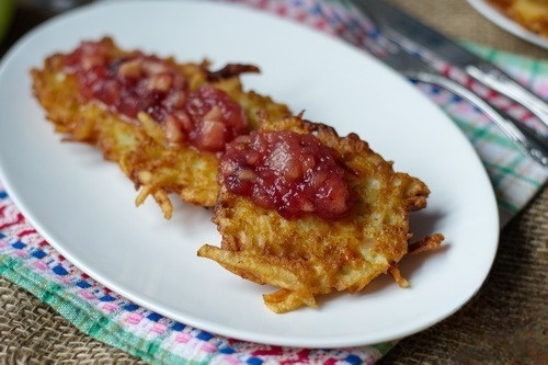 Latkes with cranberry-Apple sauce