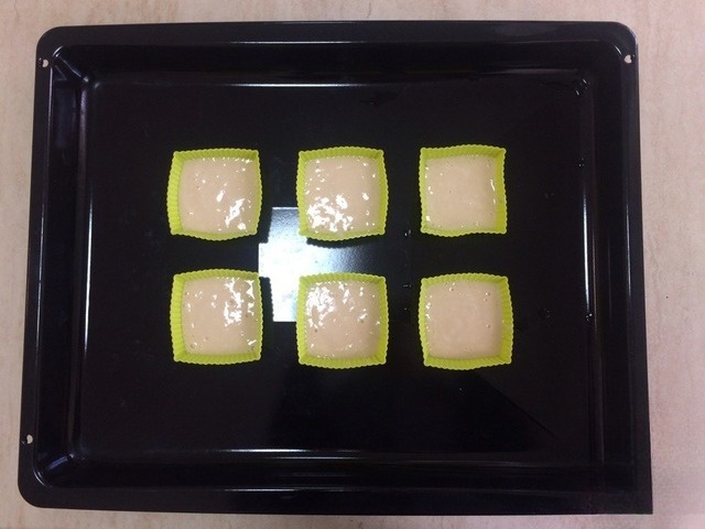 Cupcakes with soy cream