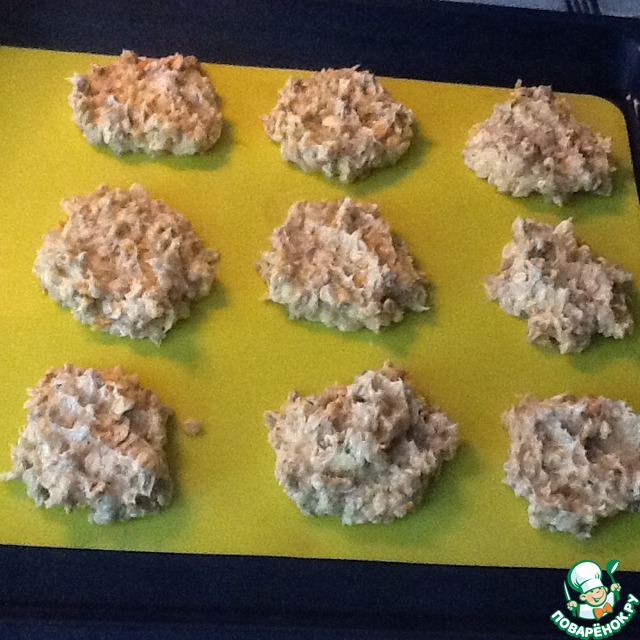 Cookies with sunflower seeds and oat flakes