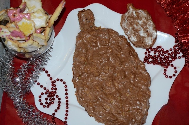 Рождественская выпечка из двух видов теста