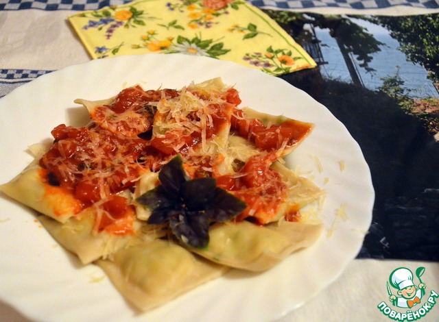 Ravioli in Sardinian style Ravioli alla sarda