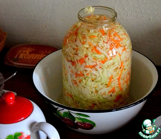 The most simple and delicious sauerkraut