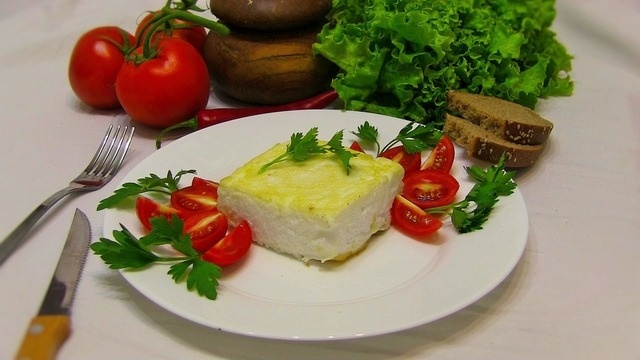 Air omelet with chicken and cheese