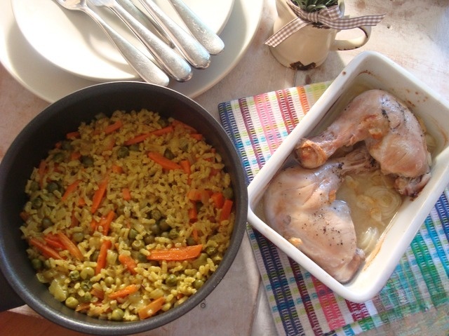 Rice with green peas