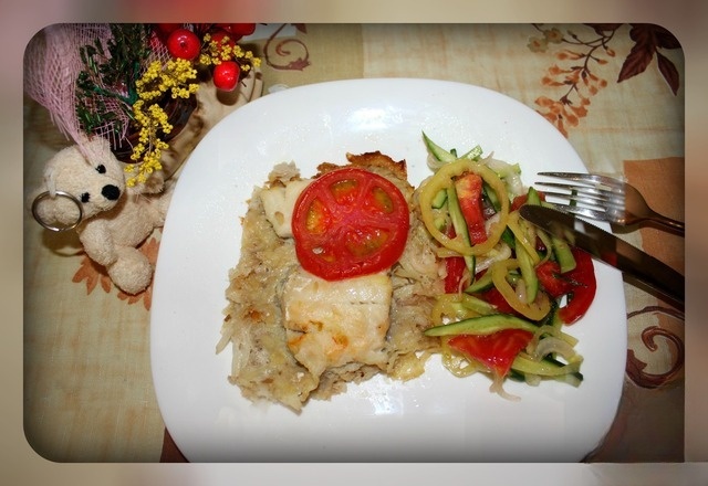 Тертая запеканка с рыбкой