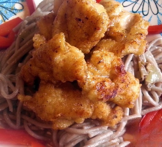 Курица терияки с гречневой лапшой