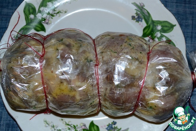 Рулет из свинины с сюрпризом