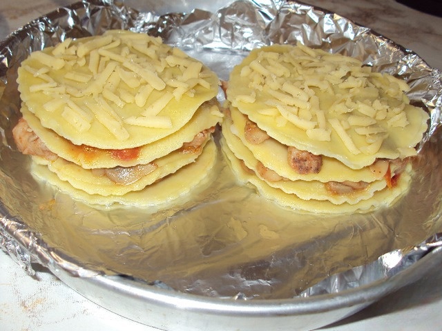 Mini lasagna with fish fillet and mushrooms