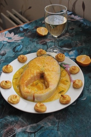 Fish with potato Duchesse