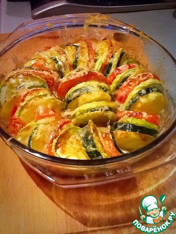 Vegetables baked with cheese