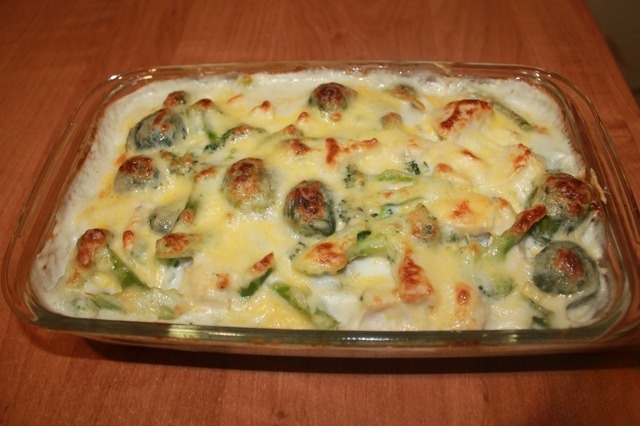 Запеканка из курицы и капустного ассорти