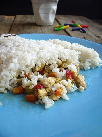 Детский обед с рисом и овощами 