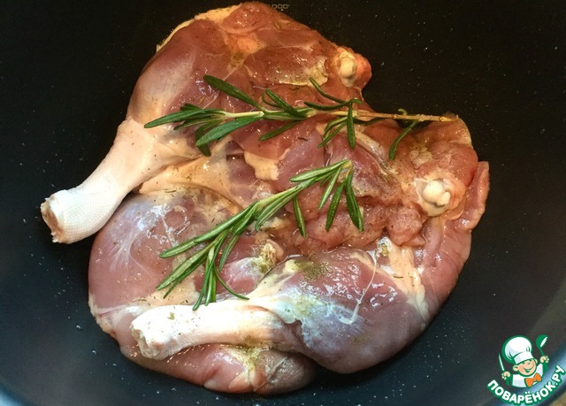 Duck legs with wine and rosemary