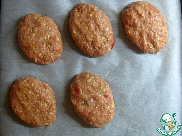 Котлеты с томатами