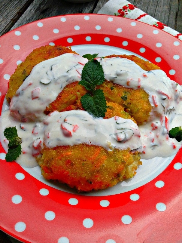 Vegetable cutlets with feta and yogurt sauce