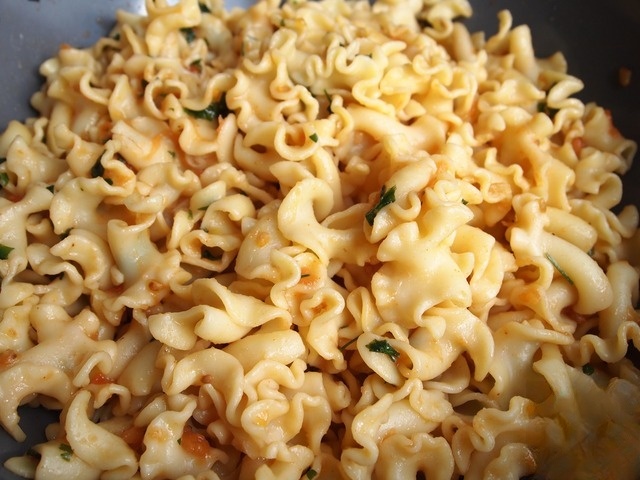 Vegetable dumpling with tomato-soy sauce and eggplants