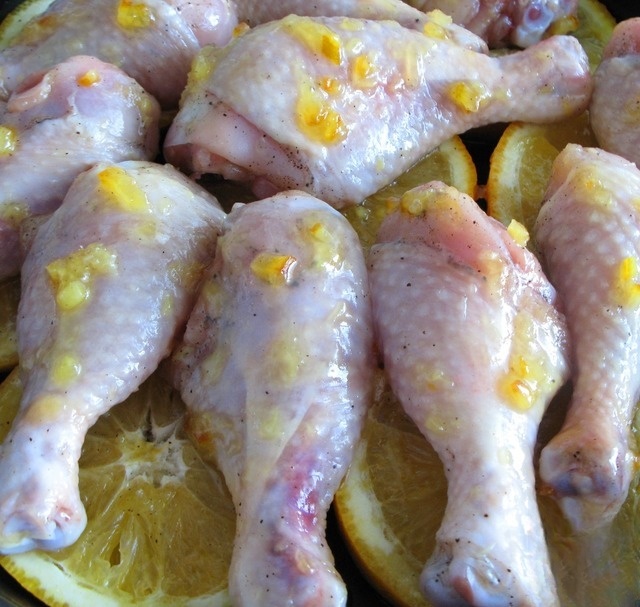 Куриные голени, запеченные с апельсиновым джемом