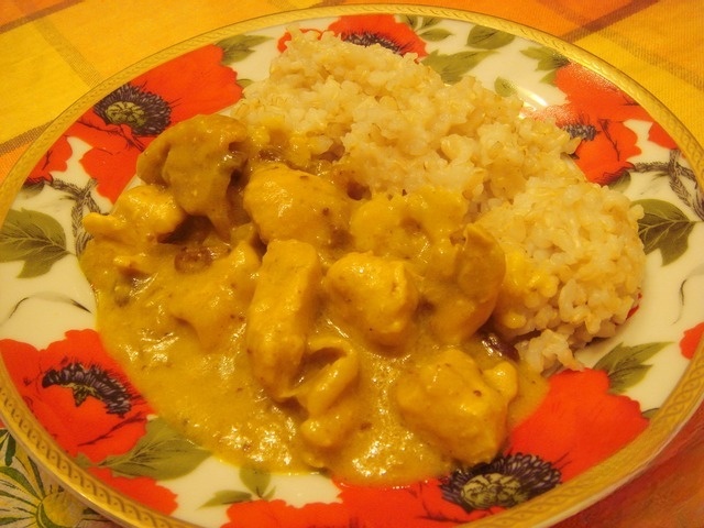 Курица с карри и изюмом