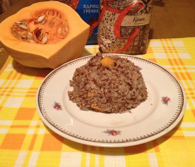 Buckwheat with pumpkin and quinoa