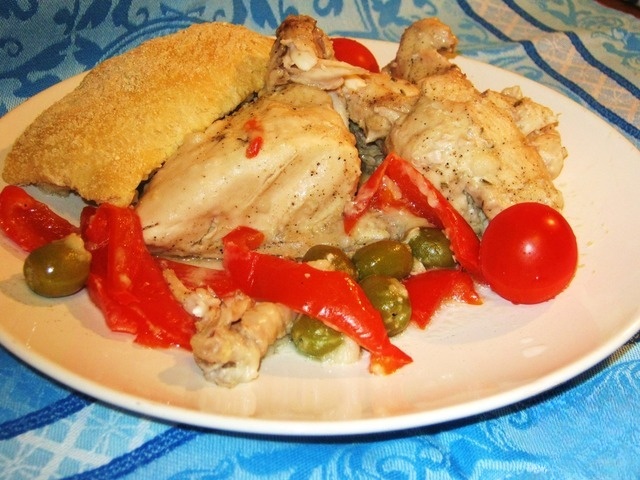 Цыплёнок, запечённый в хлебном тесте